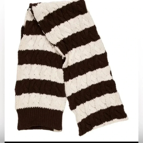 Brown & Cream Ugg Cable Knit Scarf - Picture 3 of 5